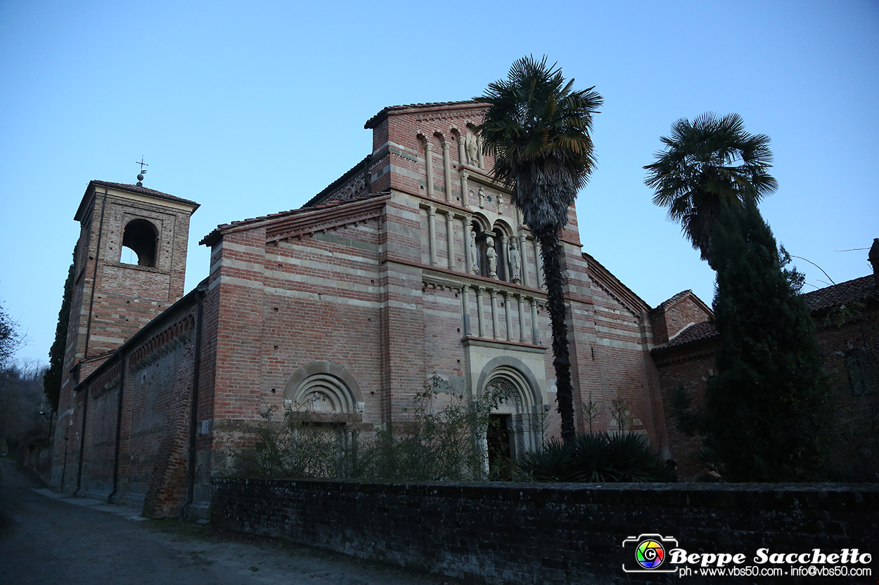 VBS_7525 - Abbazia di Vezzolano - Presepe artistico di Anna Rosa Nicola.jpg
